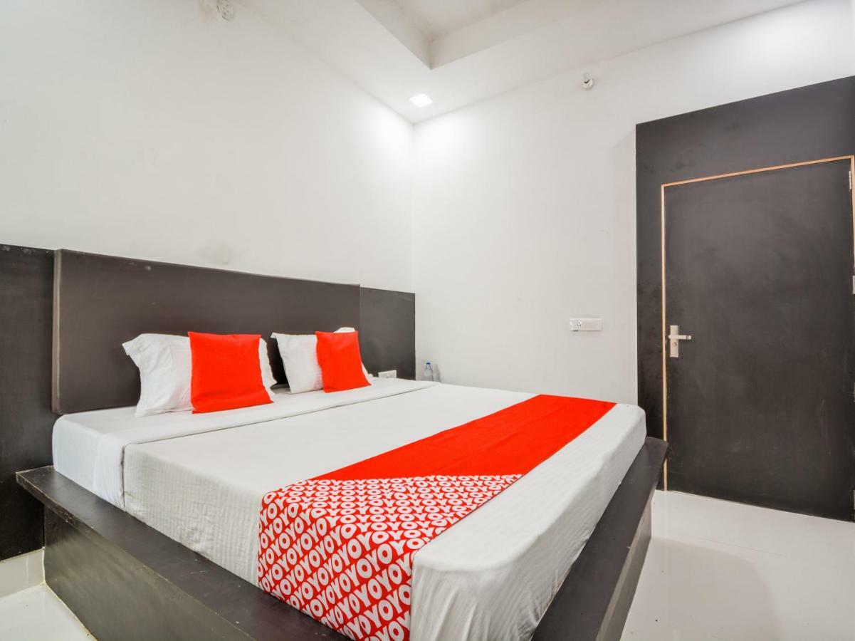 Oyo 43505 Hotel The White House Hisar Luaran gambar