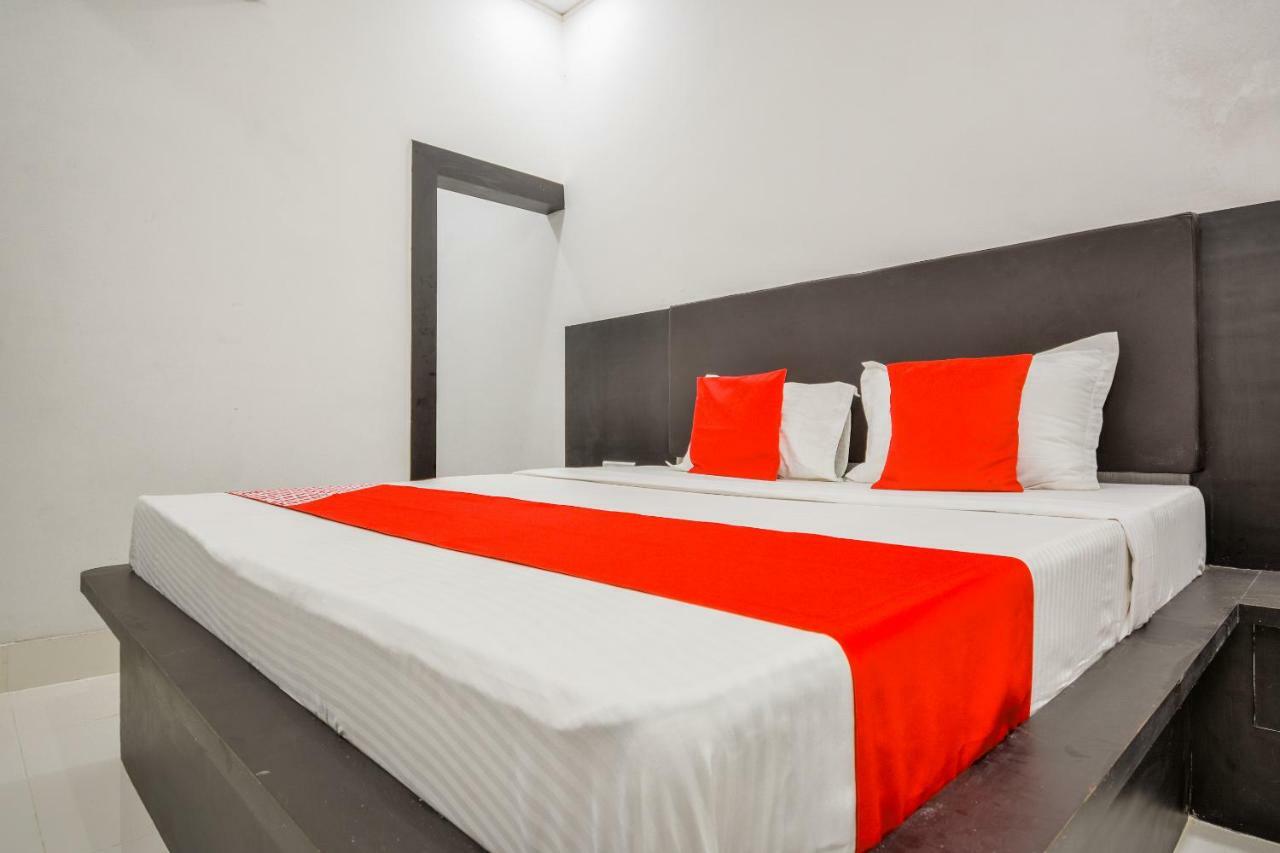 Oyo 43505 Hotel The White House Hisar Luaran gambar