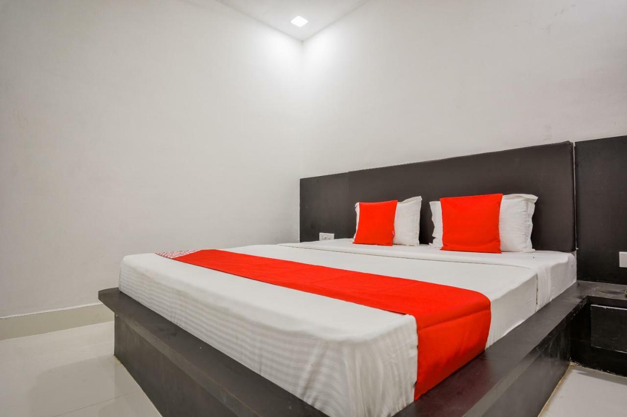 Oyo 43505 Hotel The White House Hisar Luaran gambar