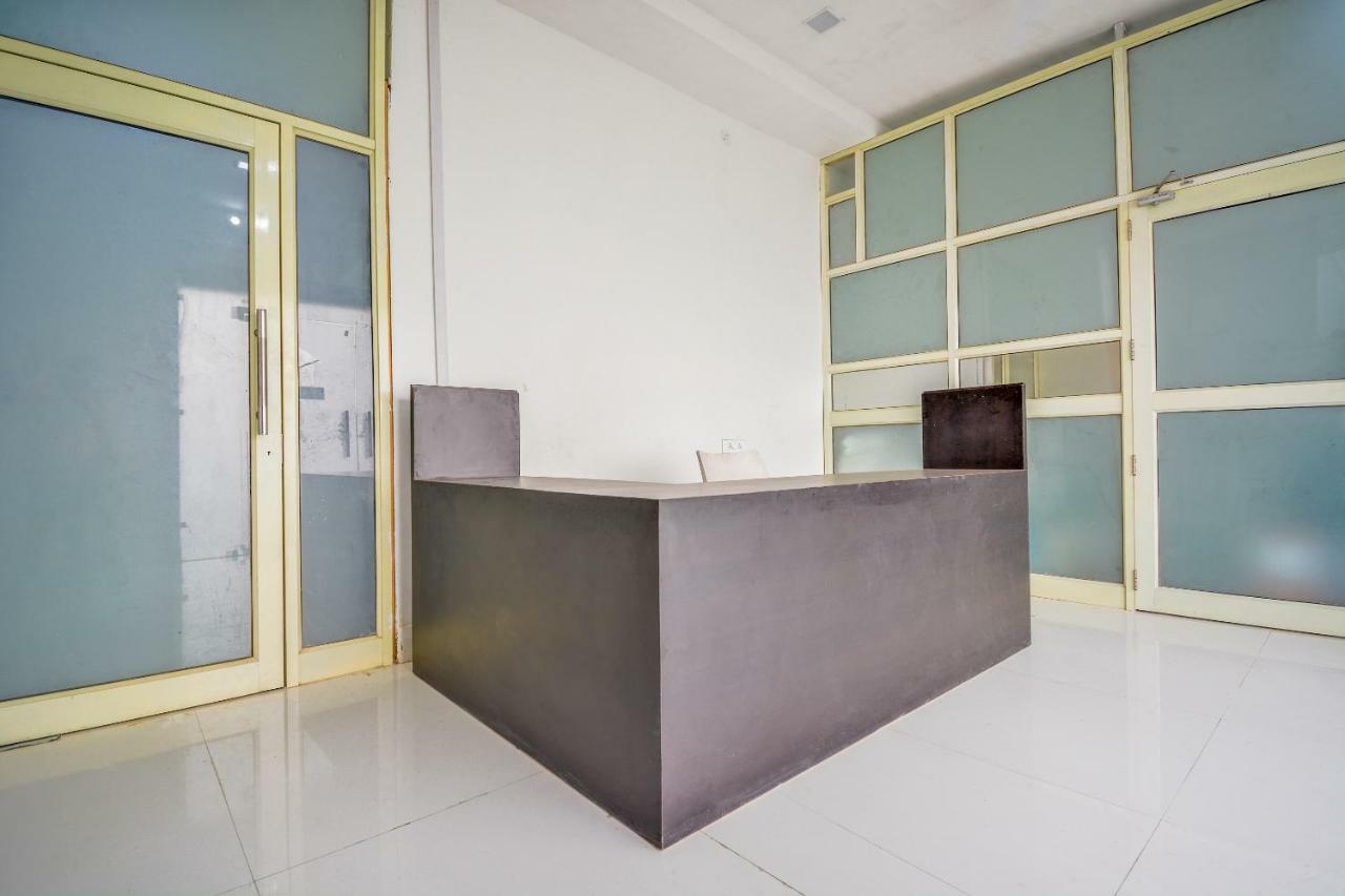 Oyo 43505 Hotel The White House Hisar Luaran gambar